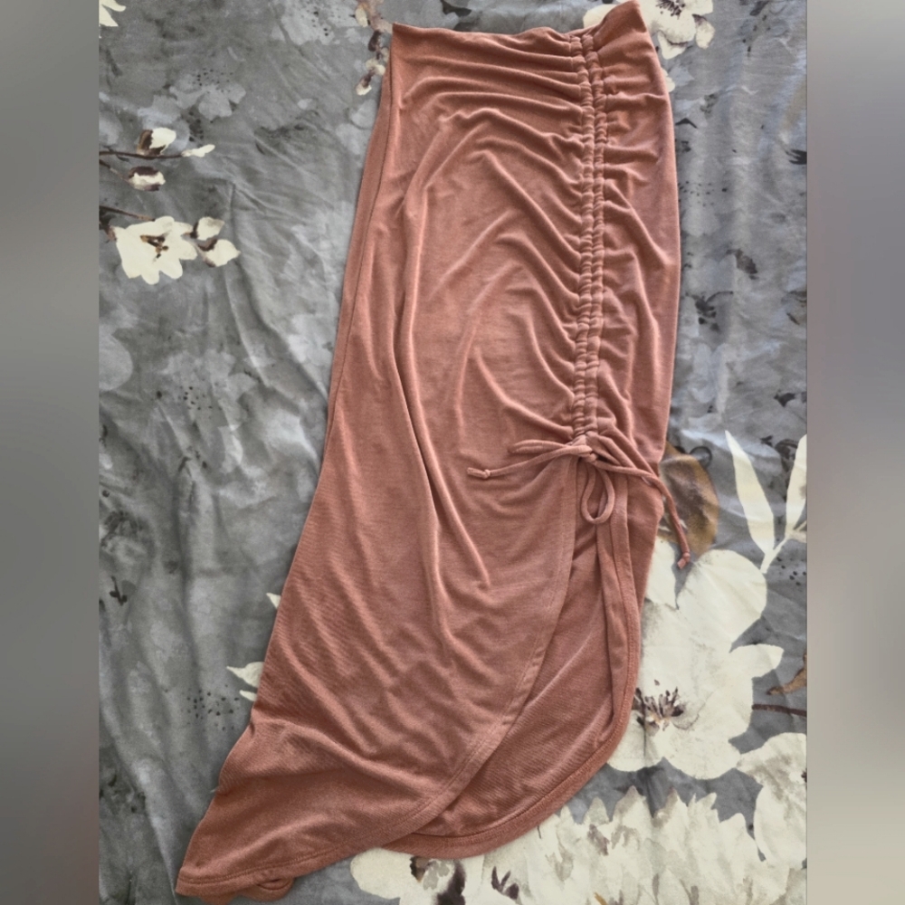 ✨️ Mauve Jluxlabel Midi Skirt ✨️